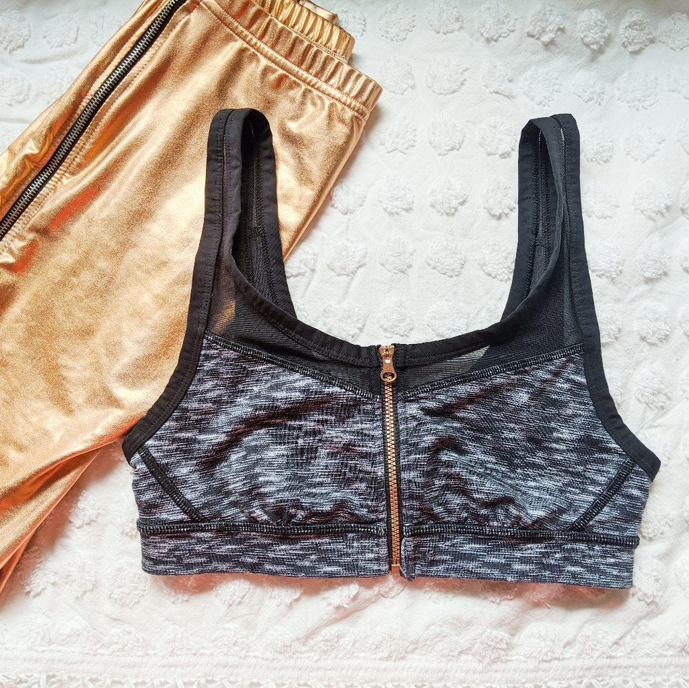Lululemon Drop It Like It's Hot Zip Up Sports Bra